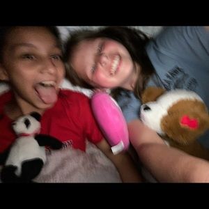 Meet your Posher, Ava